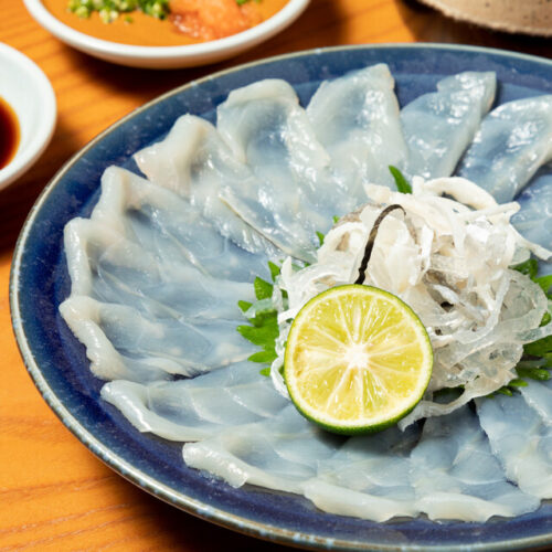 銀座で味わう新鮮なとらふぐの魅力…ふぐ中俣の多彩な料理と完全個室