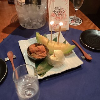 銀座で特別な記念日を祝う贅沢なディナーを…アニバーサリープレートのご用意も可能です